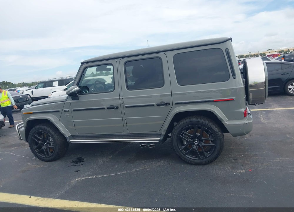 2025 MERCEDES-BENZ AMG G 63 VIN: W1NWH5AB3SX025252