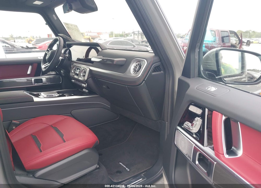 2025 MERCEDES-BENZ AMG G 63 VIN: W1NWH5AB3SX025252