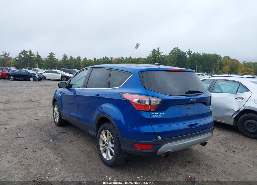 2017 FORD ESCAPE VIN: 1FMCU9GDXHUA17595
