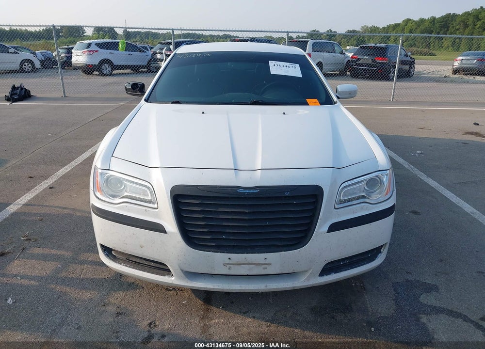 2014 CHRYSLER 300 VIN: 2C3CCAAG4EH184291
