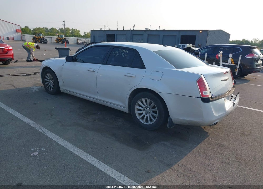 2014 CHRYSLER 300 VIN: 2C3CCAAG4EH184291