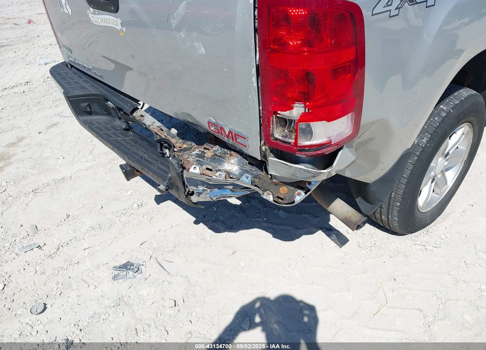 2010 GMC SIERRA 1500 VIN: 1GTSKVE30AZ117478