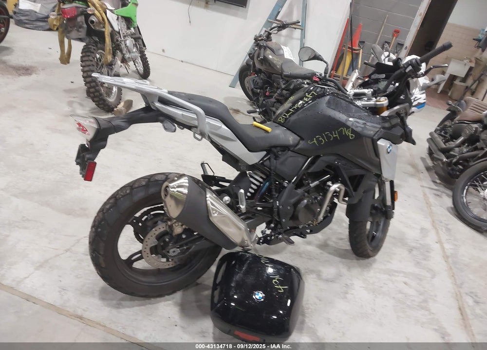2022 BMW G310 GS VIN: WB30G3303NRA37627