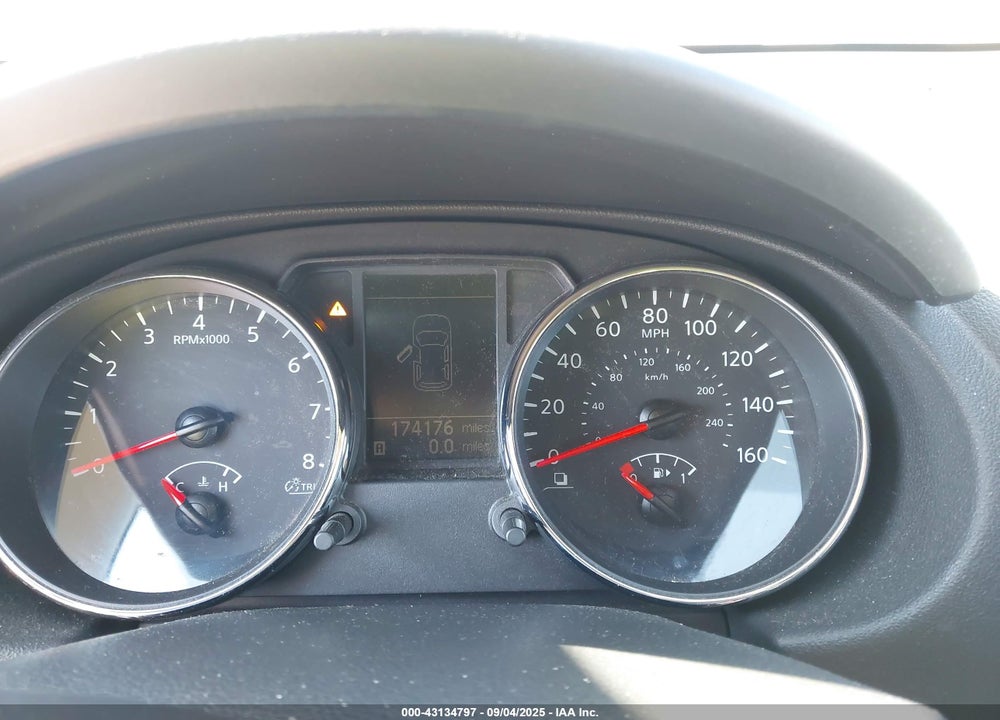 2011 NISSAN ROGUE VIN: JN8AS5MV4BW667367