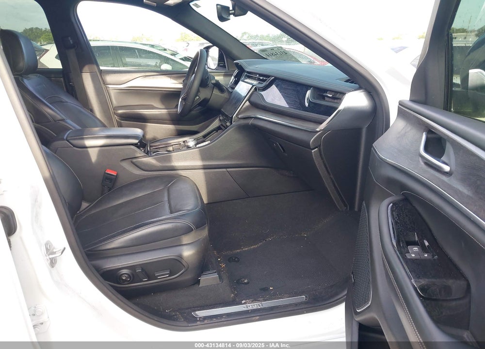 2023 JEEP GRAND CHEROKEE L OVERLAND 4X4 VIN: 1C4RJKDG7P8781313