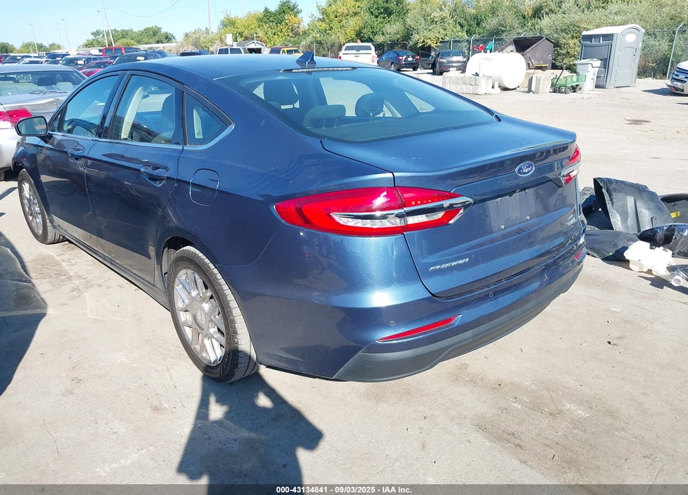 2019 FORD FUSION VIN: 3FA6P0HD7KR231063