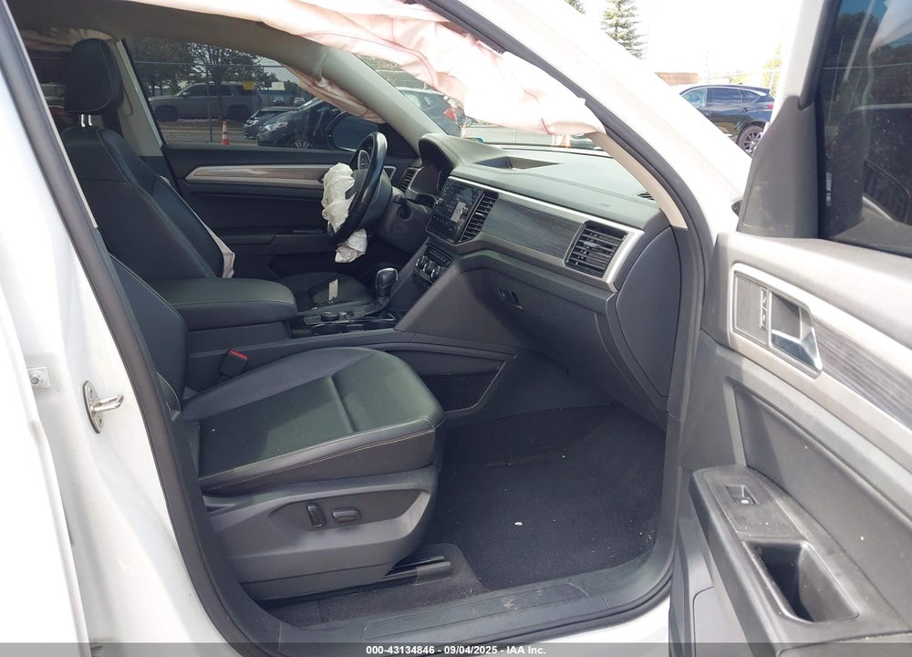 2021 VOLKSWAGEN ATLAS VIN: 1V2BR2CA9MC505830