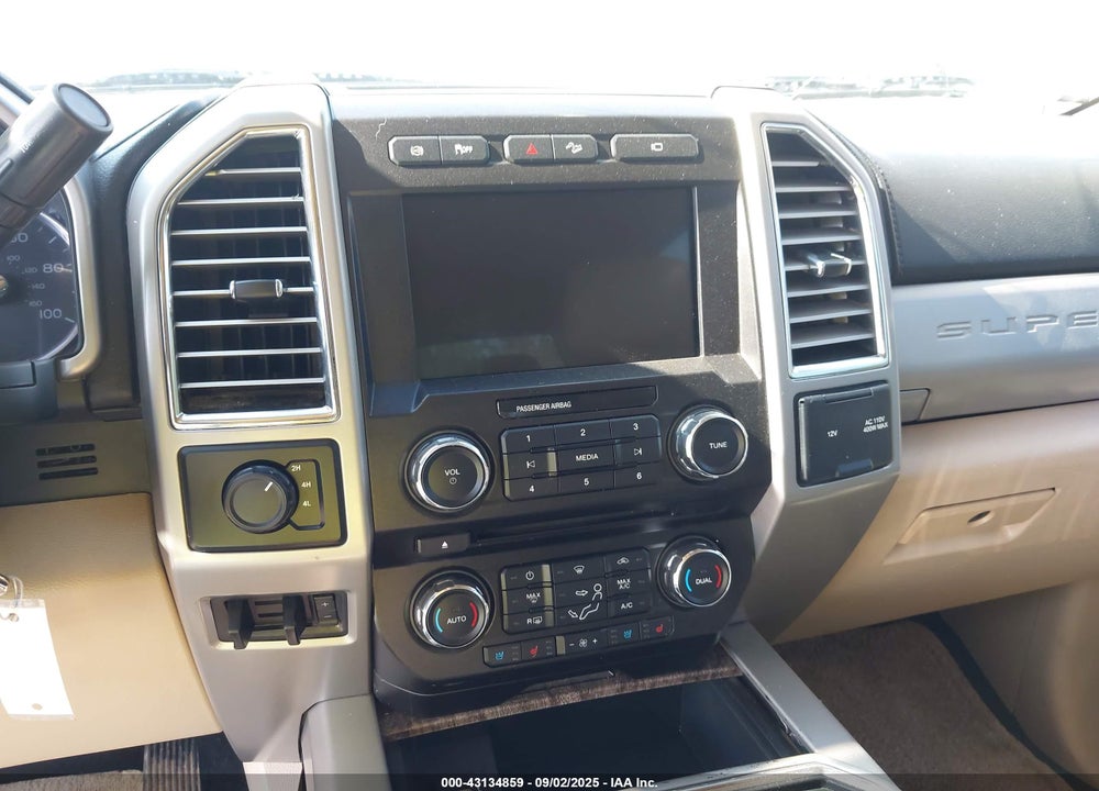 2017 FORD F-350 LARIAT VIN: 1FT8W3DT9HEE81033