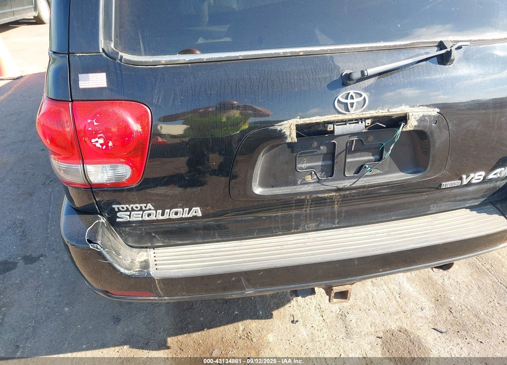 2005 TOYOTA SEQUOIA SR5 V8 VIN: 5TDBT44A75S239060