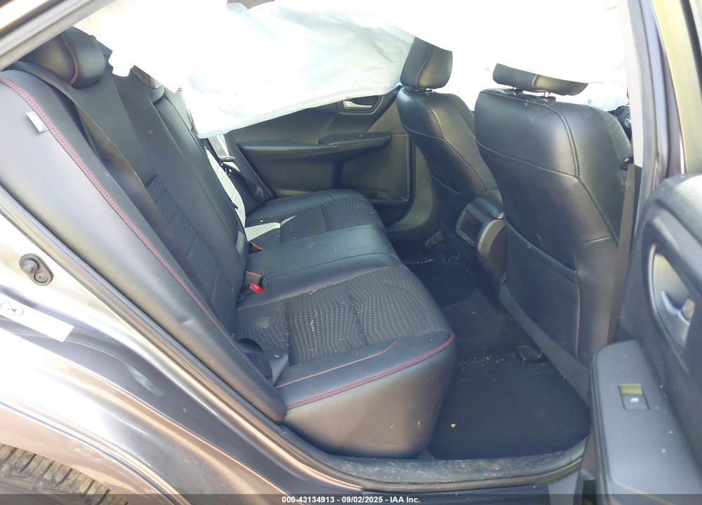 2015 TOYOTA CAMRY SE VIN: 4T1BF1FK9FU044842
