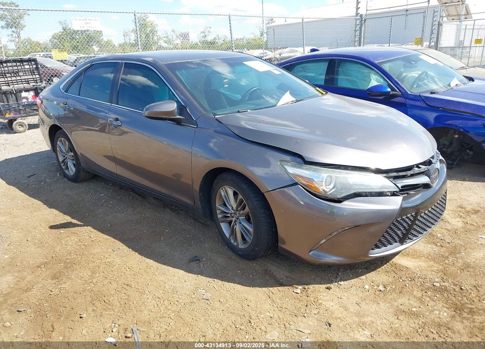 2015 TOYOTA CAMRY SE VIN: 4T1BF1FK9FU044842