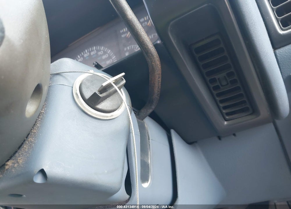 1993 DODGE GRAND CARAVAN LE/ES VIN: 1B4GH54R4PX608325