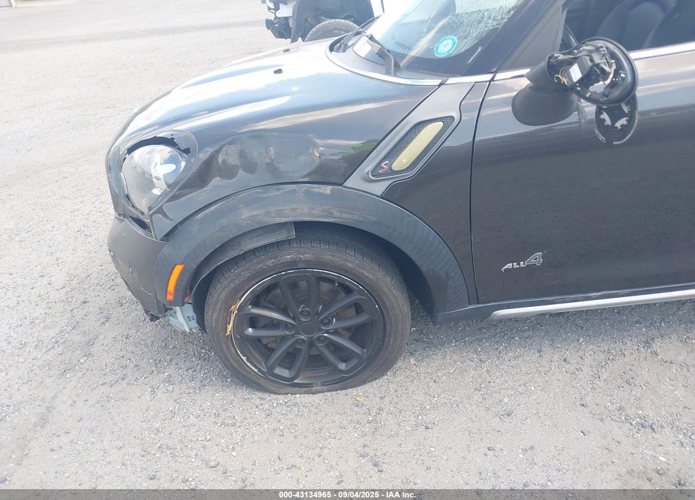 2015 MINI COUNTRYMAN VIN: WMWZC5C5XFWT38155