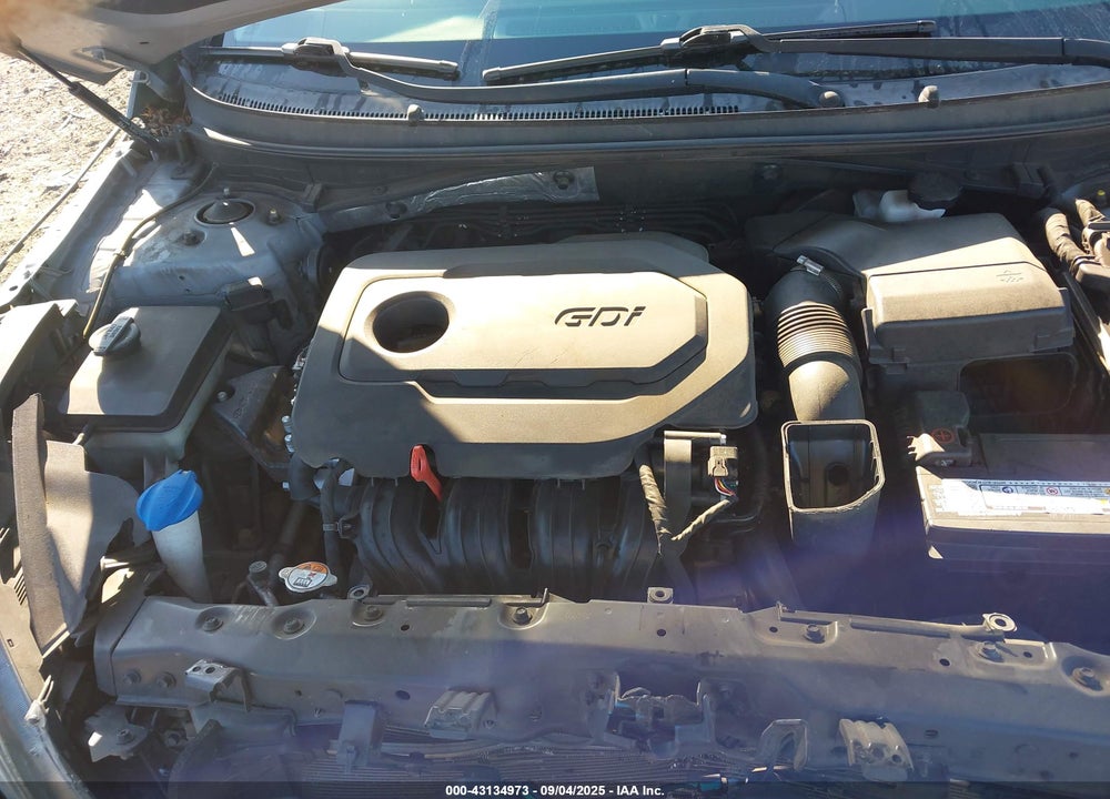 2015 HYUNDAI SONATA VIN: 5NPE34AF0FH166098
