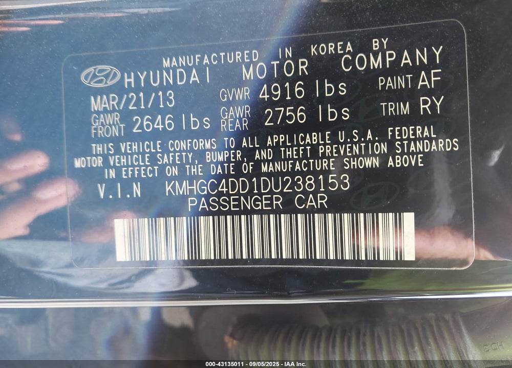 2013 HYUNDAI GENESIS VIN: KMHGC4DD1DU238153