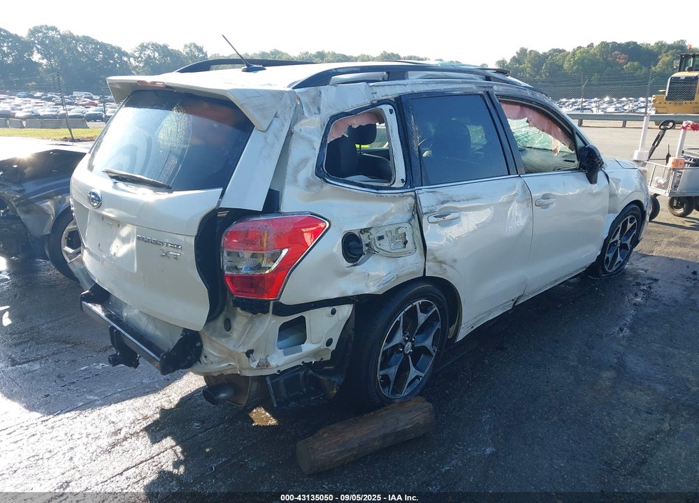 2015 SUBARU FORESTER 2.0XT TOURING VIN: JF2SJGWC2FH815764