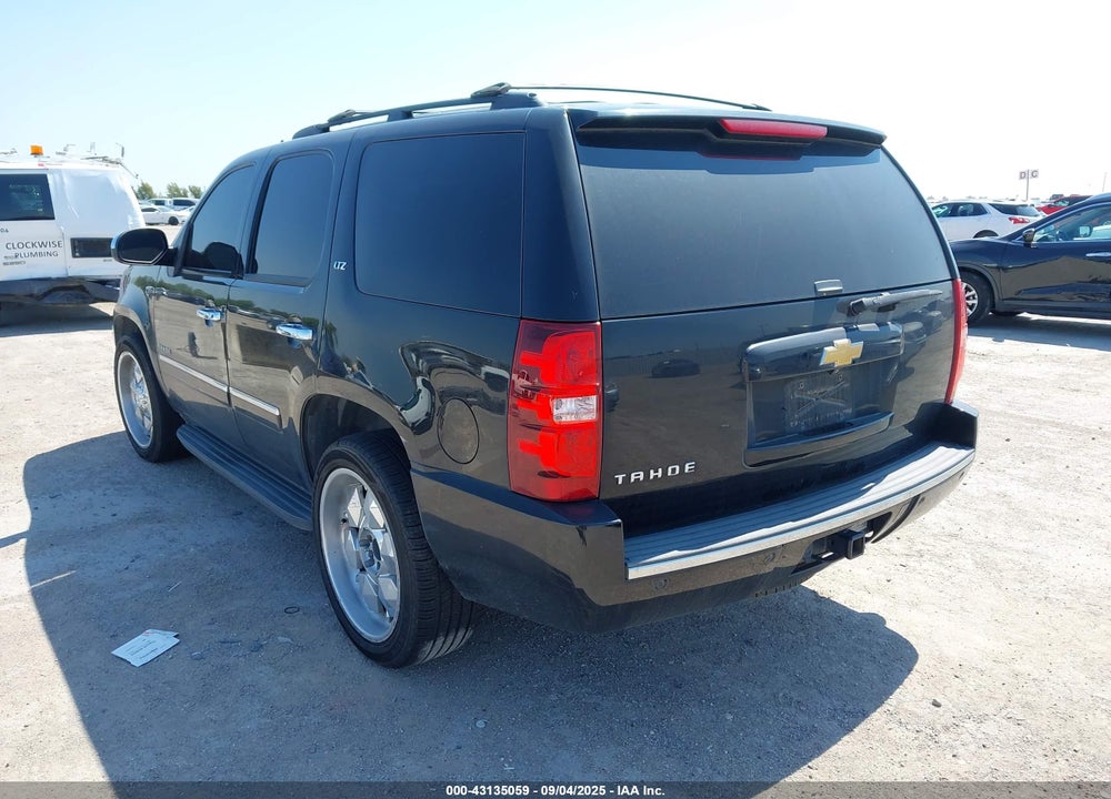 2013 CHEVROLET TAHOE LTZ VIN: 1GNSCCE06DR329725