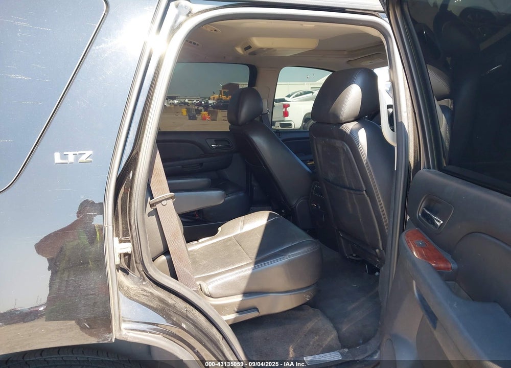 2013 CHEVROLET TAHOE LTZ VIN: 1GNSCCE06DR329725