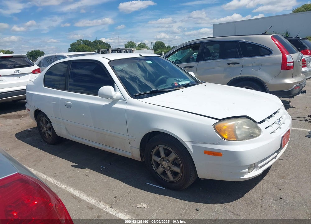2005 HYUNDAI ACCENT VIN: KMHCG35C65U350516