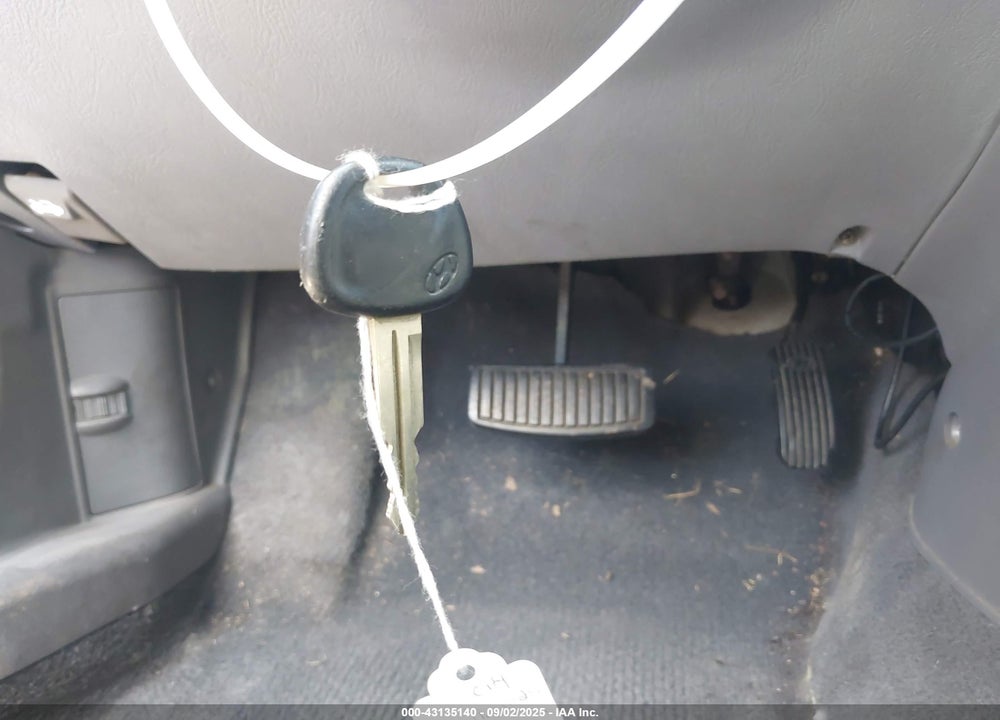 2005 HYUNDAI ACCENT VIN: KMHCG35C65U350516