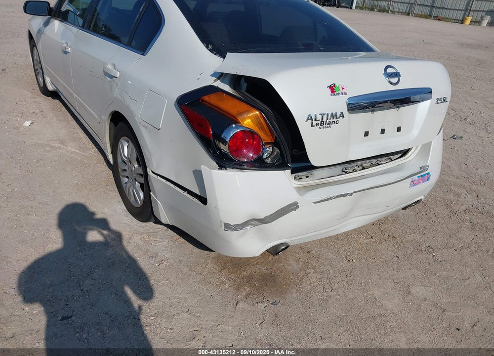 2011 NISSAN ALTIMA VIN: 1N4AL2AP2BN483425