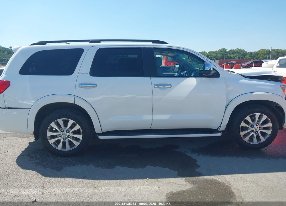 2015 TOYOTA SEQUOIA VIN: 5TDJW5G19FS121856