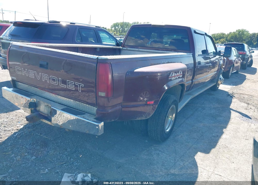 2000 CHEVROLET K3500 VIN: 1GCHK33J1YF472073