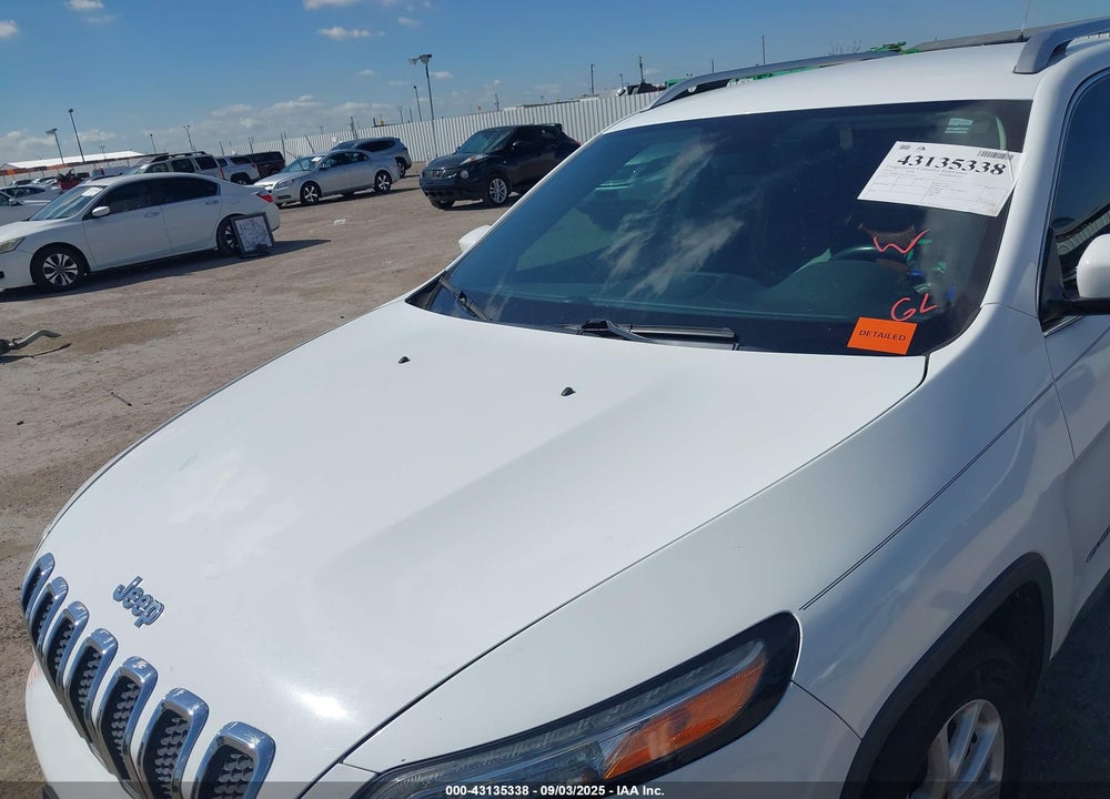 2014 JEEP CHEROKEE VIN: 1C4PJLCS8EW115735