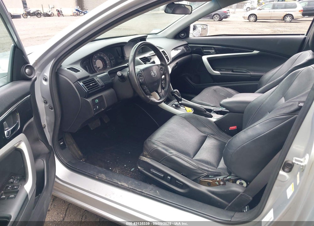 2013 HONDA ACCORD VIN: 1HGCT1B83DA022539