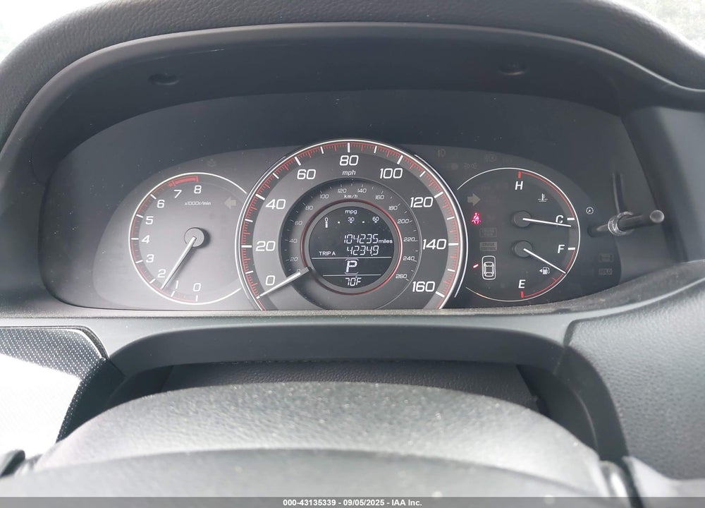 2013 HONDA ACCORD VIN: 1HGCT1B83DA022539