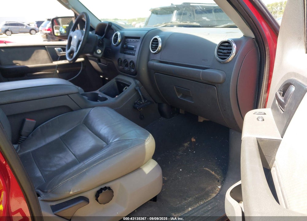 2003 FORD EXPEDITION XLT VIN: 1FMRU15W83LC45724