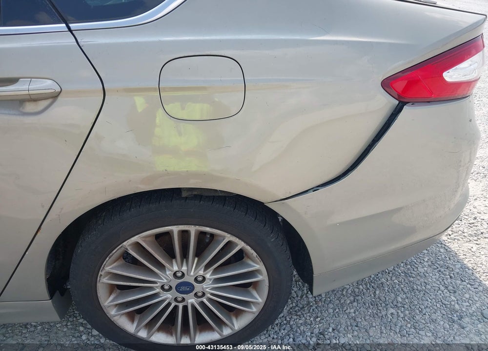 2015 FORD FUSION SE VIN: 3FA6P0HDXFR150516