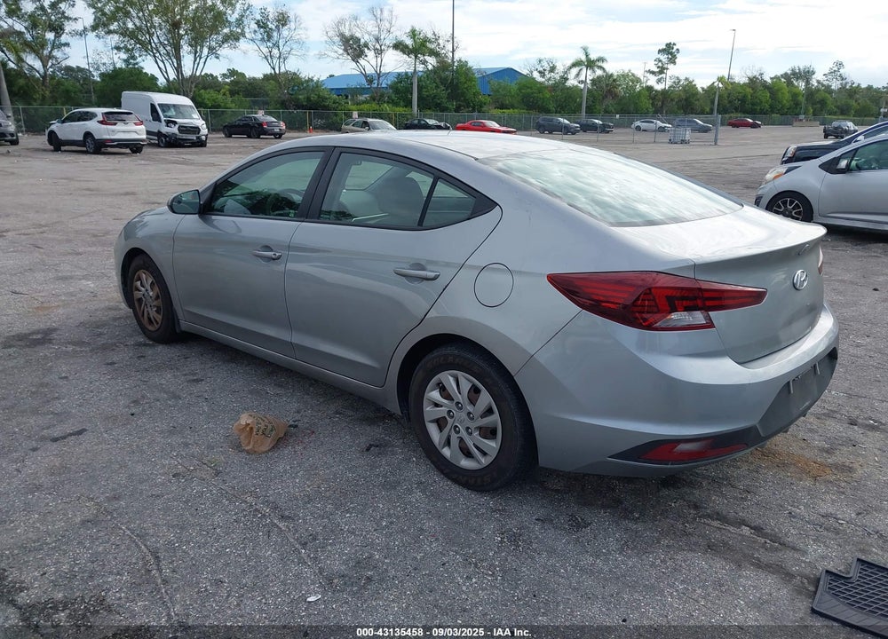 2020 HYUNDAI ELANTRA VIN: 5NPD74LF3LH552636