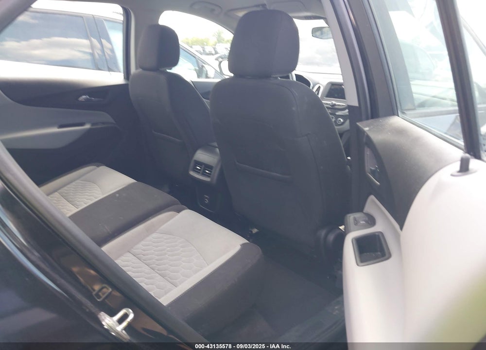 2019 CHEVROLET EQUINOX VIN: 2GNAXSEV2K6194435