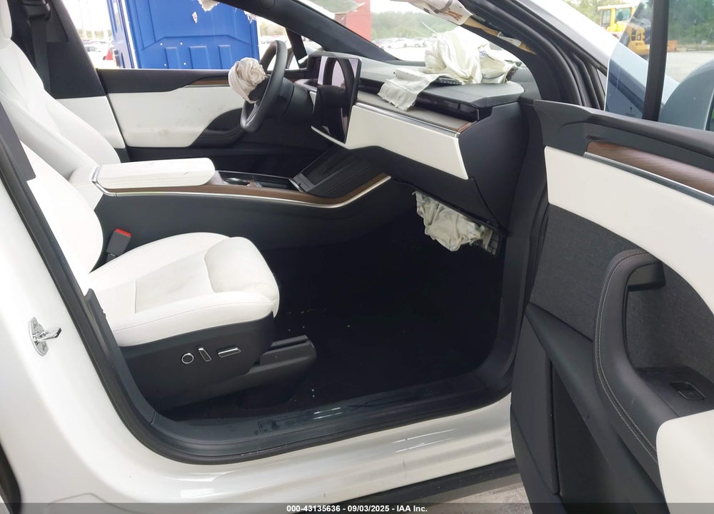 2023 TESLA MODEL X VIN: 7SAXCDE54PF425916