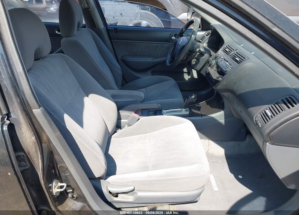 2003 HONDA CIVIC LX VIN: 2HGES165X3H611079