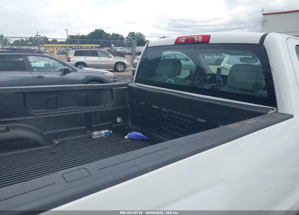 2018 CHEVROLET SILVERADO 1500 VIN: 1GCNCNEC2JZ276237