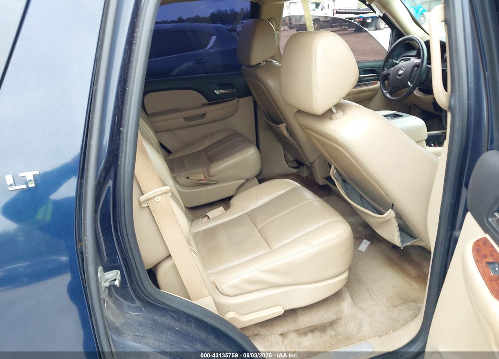 2008 CHEVROLET TAHOE VIN: 1GNFK13098R243052