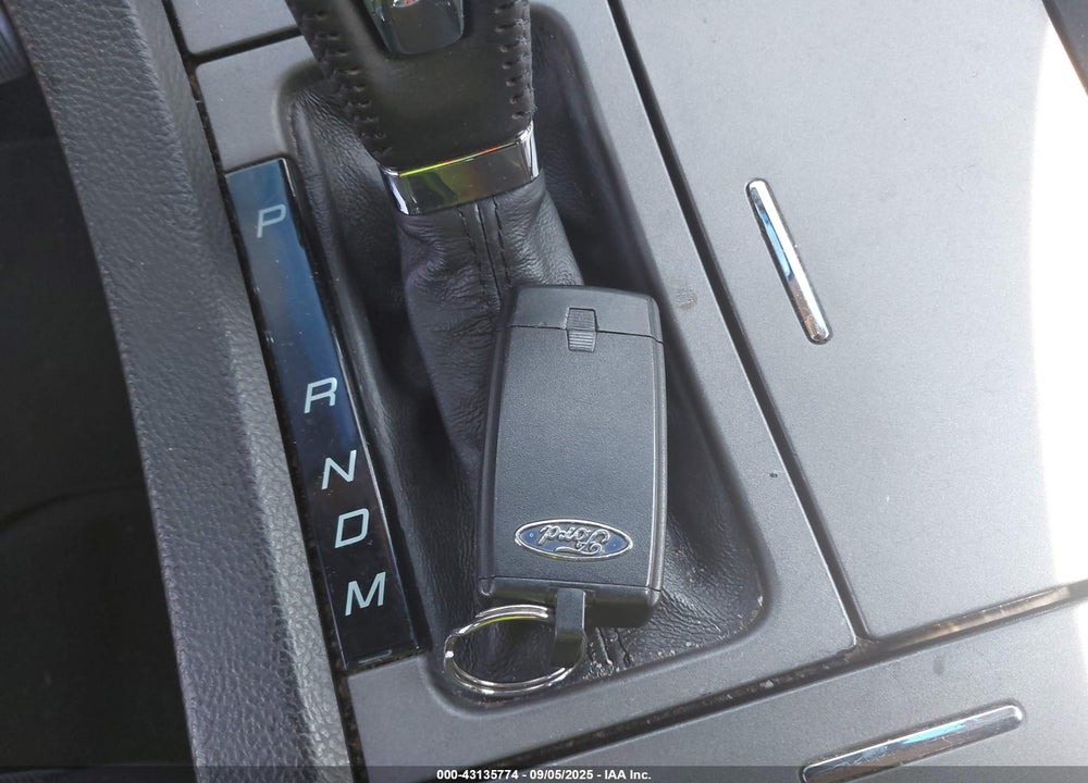 2010 FORD TAURUS VIN: 1FAHP2EW4AG108000