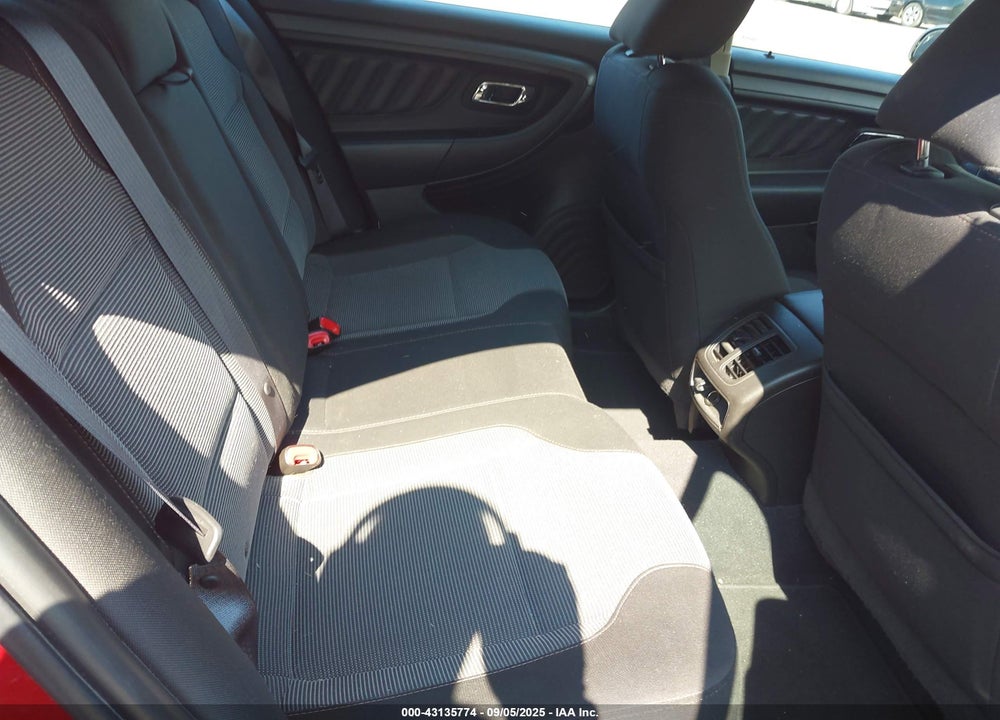 2010 FORD TAURUS VIN: 1FAHP2EW4AG108000