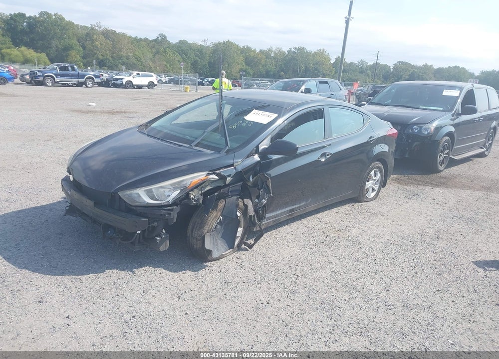 2014 HYUNDAI ELANTRA SE VIN: 5NPDH4AE9EH539058