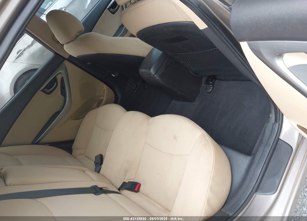 2013 HYUNDAI ELANTRA VIN: 5NPDH4AE1DH335966
