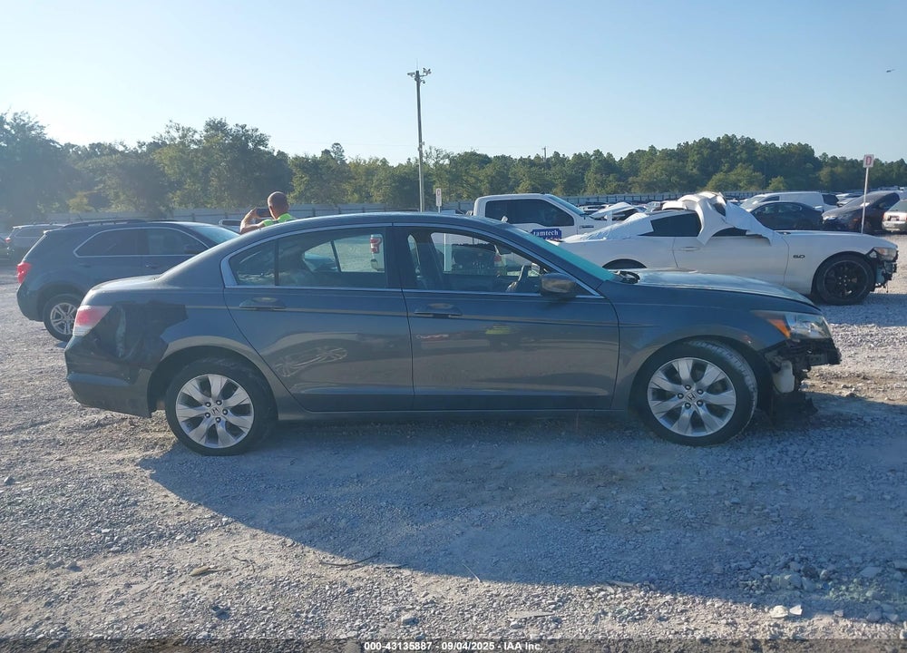 2010 HONDA ACCORD 2.4 EX-L VIN: 1HGCP2F81AA121196