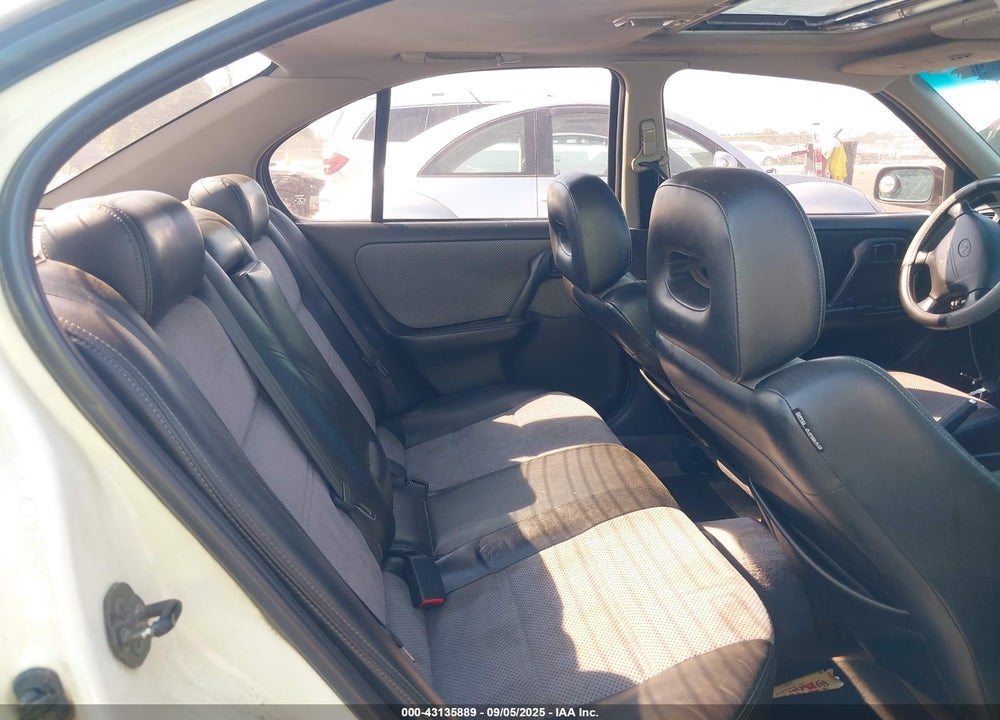 2002 INFINITI G20 LUXURY VIN: JNKCP11A62T507040