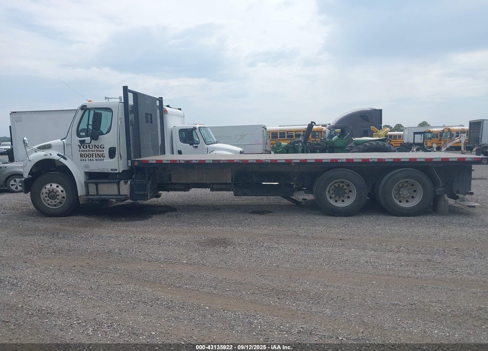 2013 FREIGHTLINER M2 106 MEDIUM DUTY VIN: 1FVHCYBS0DHFB6490