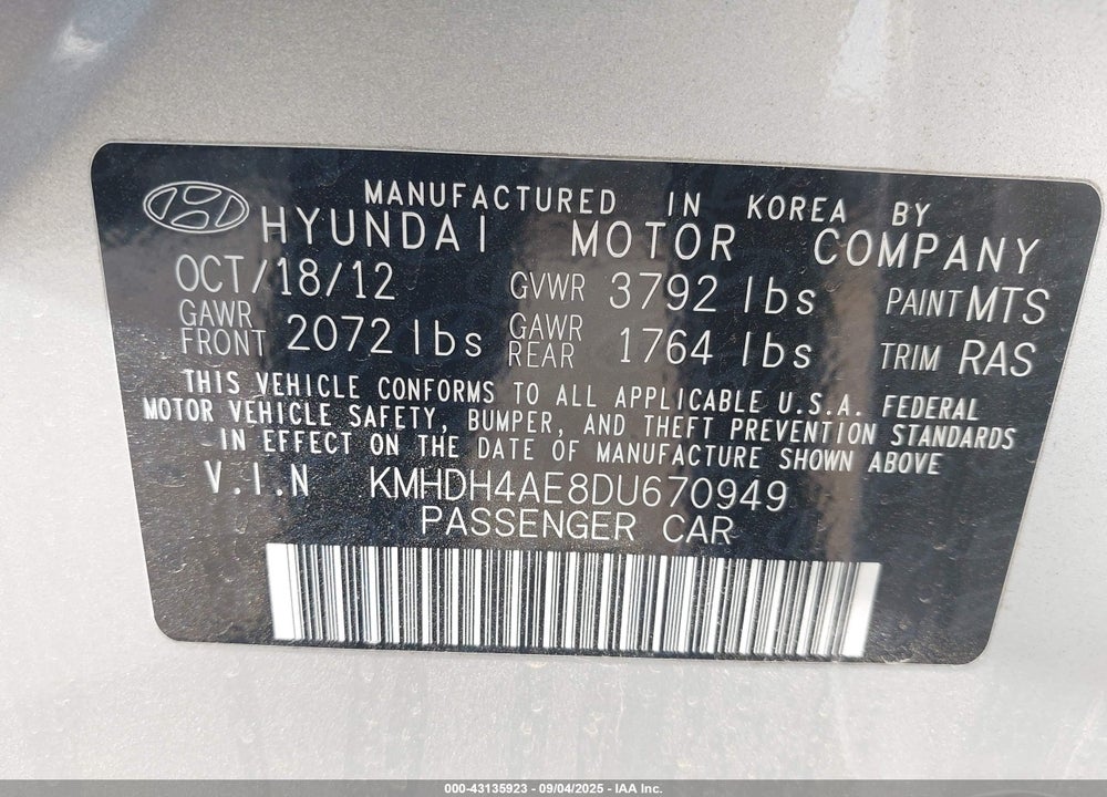 2013 HYUNDAI ELANTRA VIN: KMHDH4AE8DU670949