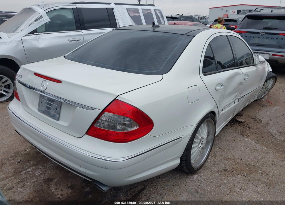2009 MERCEDES-BENZ E-CLASS VIN: WDBUF56X89B412670