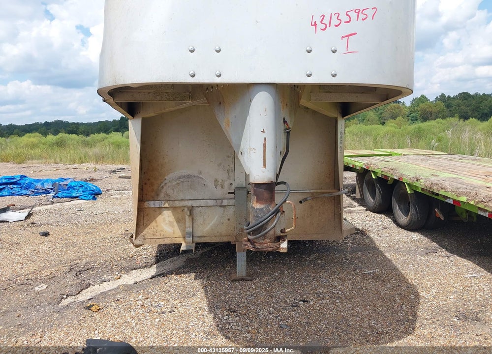 2003 SOONER TRAILER MFG CO INC --- VIN: 48HSA182531000703
