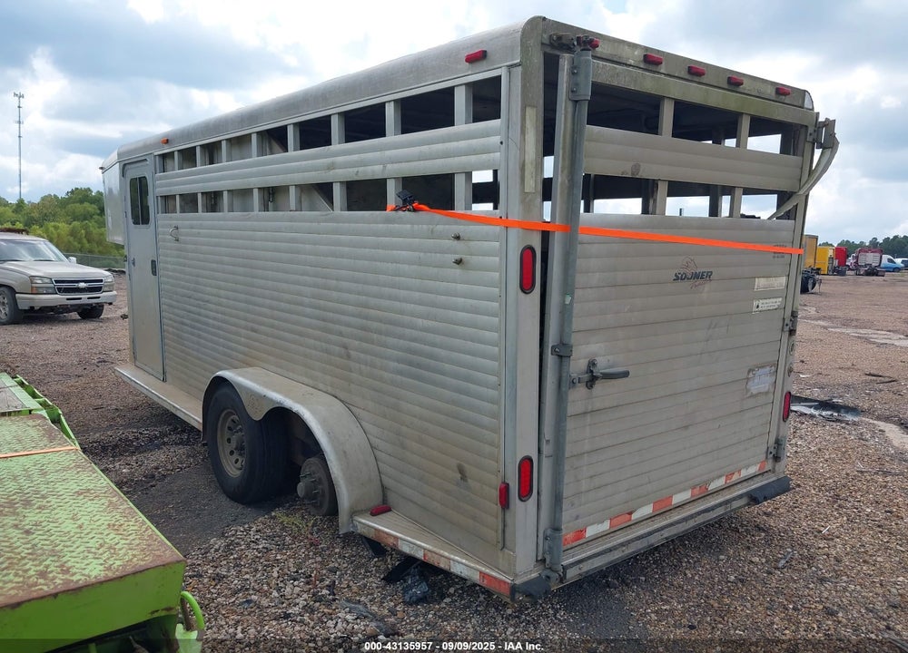 2003 SOONER TRAILER MFG CO INC --- VIN: 48HSA182531000703