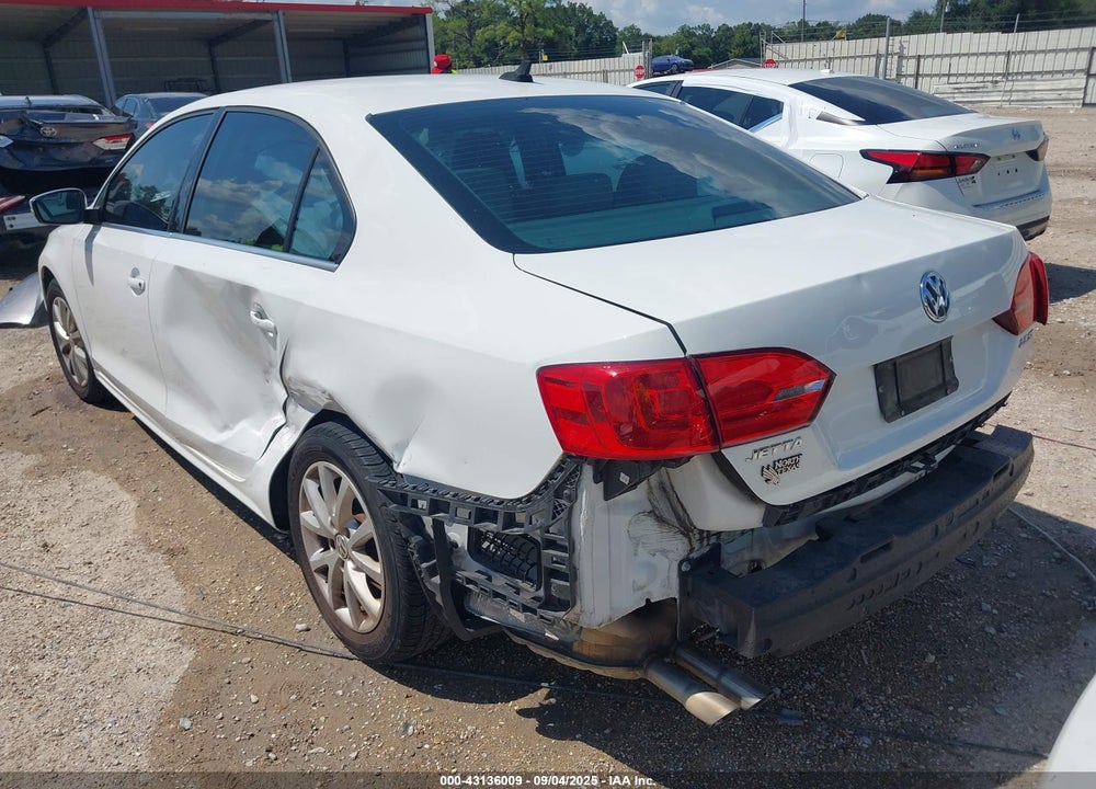 2013 VOLKSWAGEN JETTA VIN: 3VWDX7AJ8DM253760